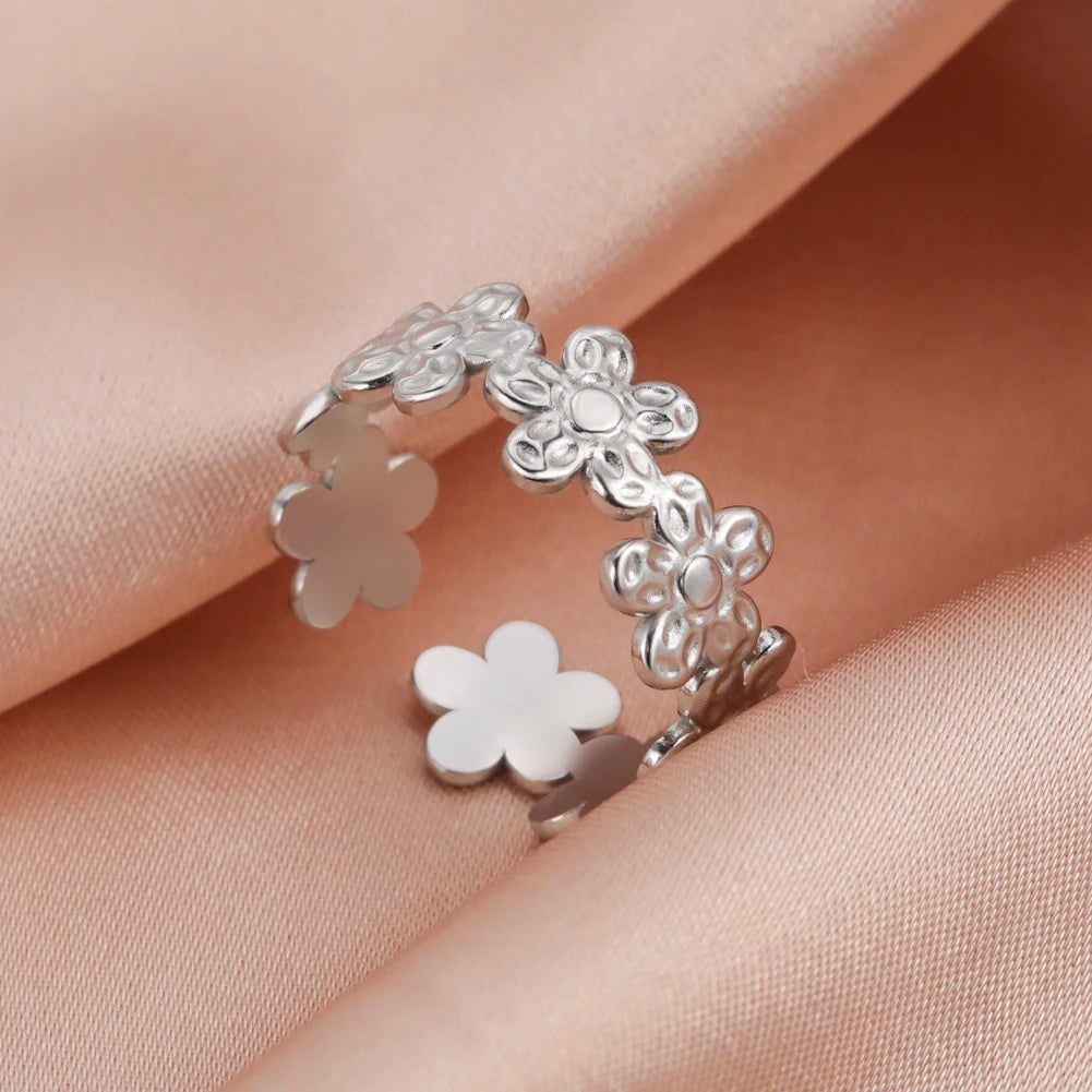 Anillo Ajustable de Corazón Geométrico | Acero Inoxidable