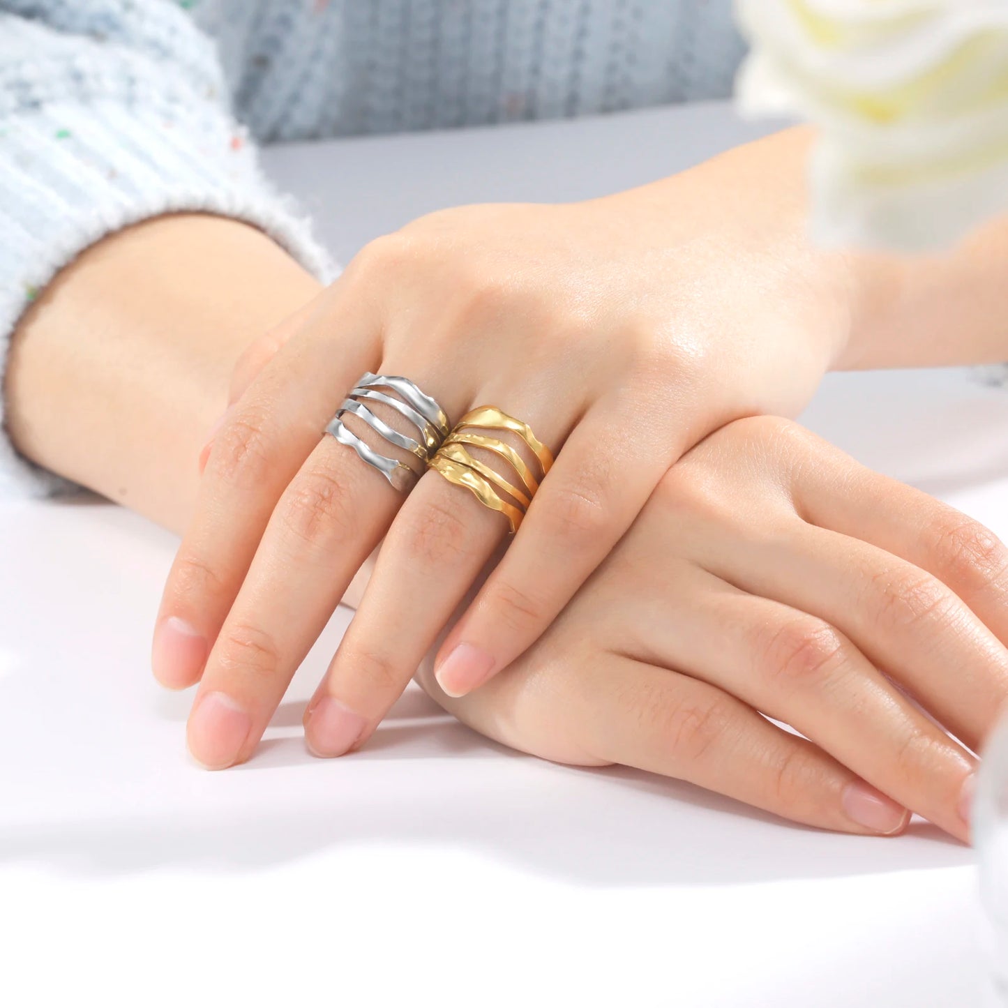 Anillo Ajustable de Corazón Geométrico | Acero Inoxidable