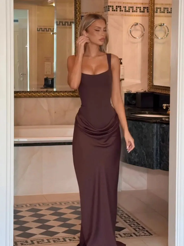 Vestido Mini Halter Sin Espalda | Plisado y Sensual | Verano 2026