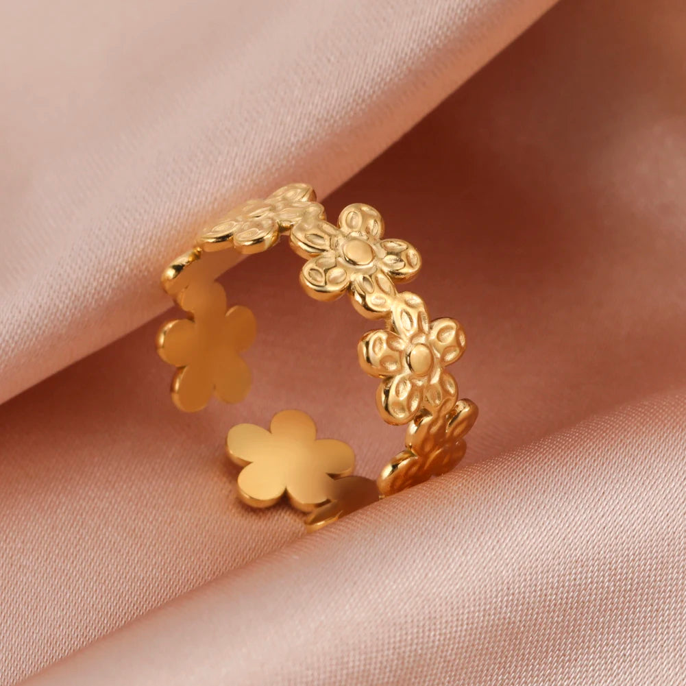Anillo Ajustable de Corazón Geométrico | Acero Inoxidable