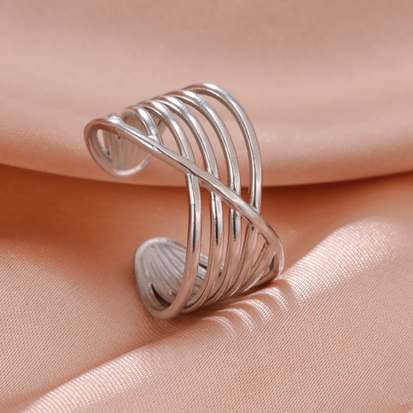 Anillo Ajustable de Corazón Geométrico | Acero Inoxidable