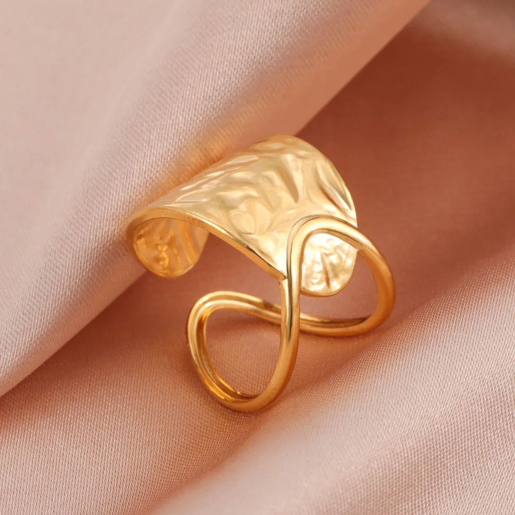 Anillo Ajustable de Corazón Geométrico | Acero Inoxidable
