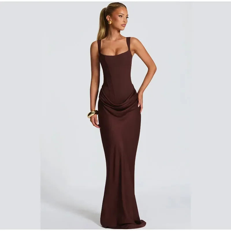 Vestido Mini Halter Sin Espalda | Plisado y Sensual | Verano 2026