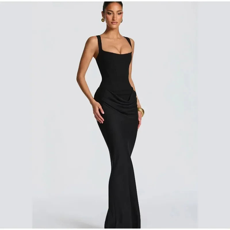 Vestido Mini Halter Sin Espalda | Plisado y Sensual | Verano 2026