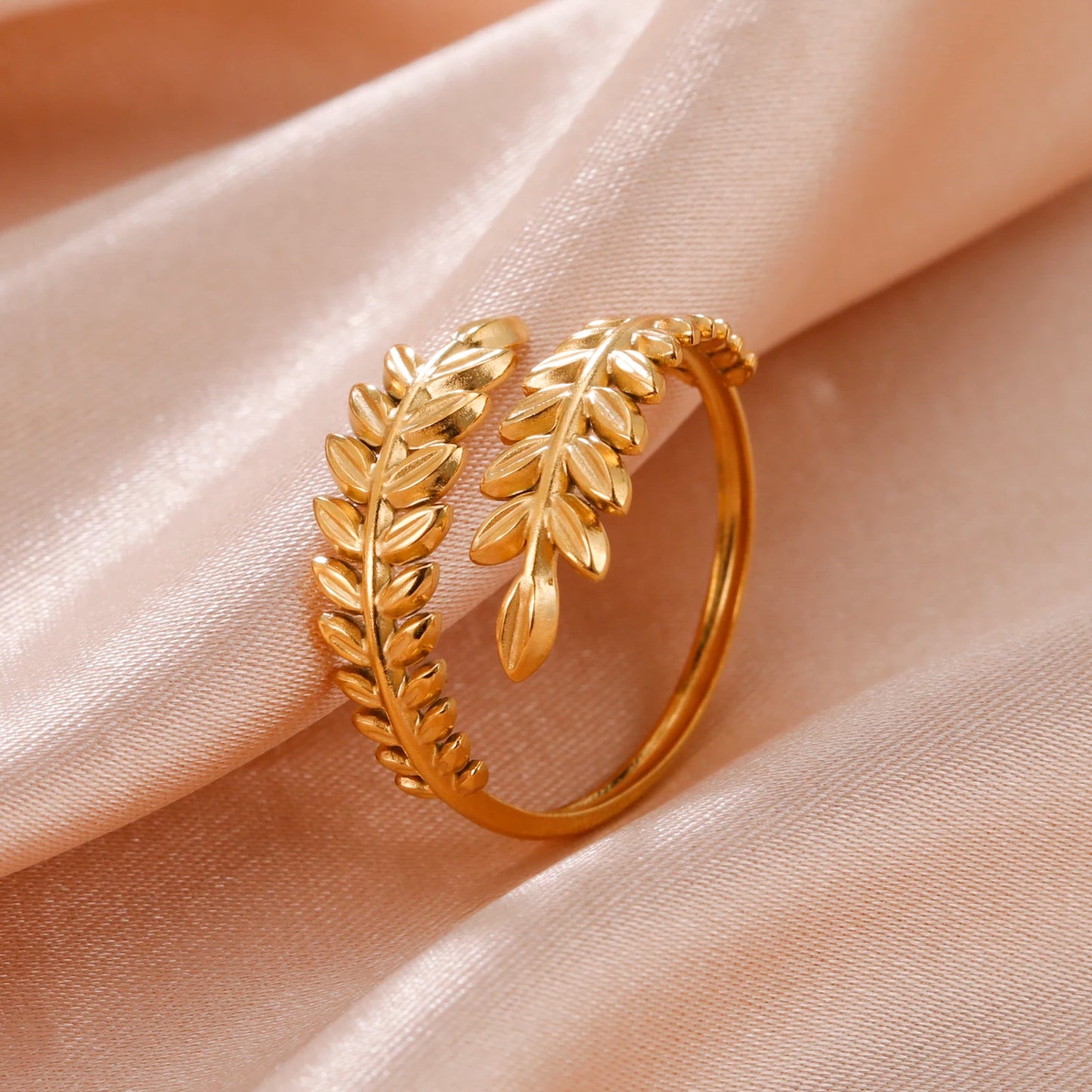 Anillo Ajustable de Corazón Geométrico | Acero Inoxidable