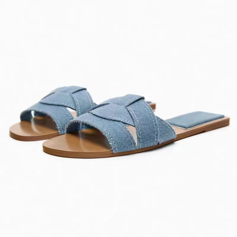Sandalias Slide Trenzadas de Cuero — Elegancia sin esfuerzo