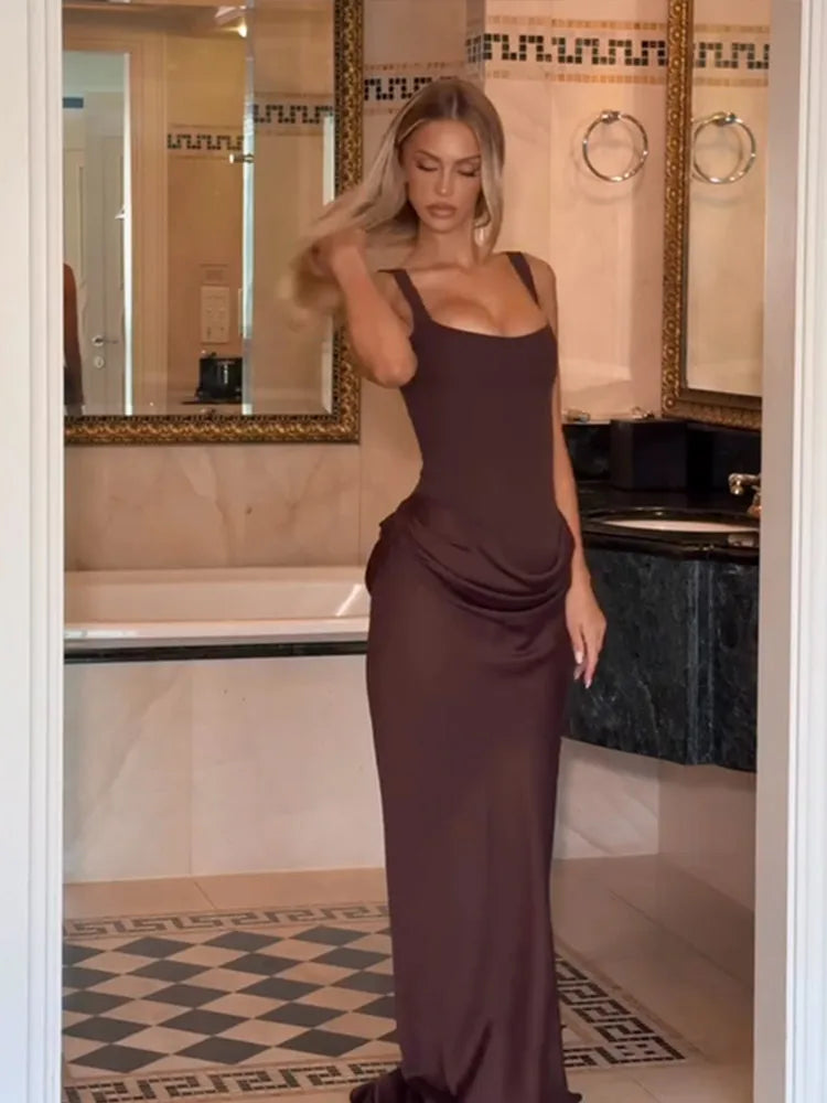 Vestido Mini Halter Sin Espalda | Plisado y Sensual | Verano 2026